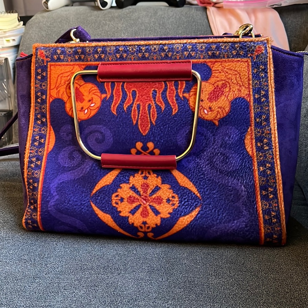 Her Universe Disney Aladdin Magic Carpet Purse
